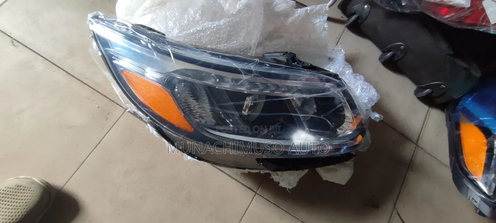 Set Head Lamp Kia Sorento 2014 Model