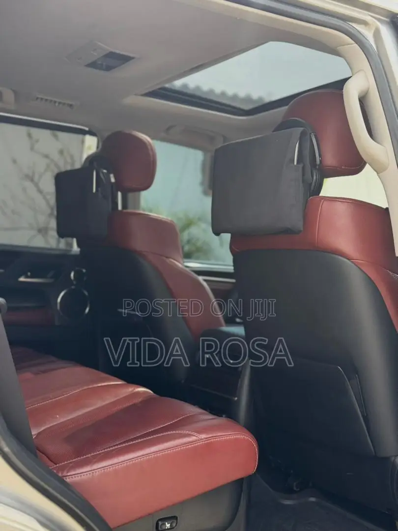 Lexus LX 570 (5 seats) AWD 2016 Gray