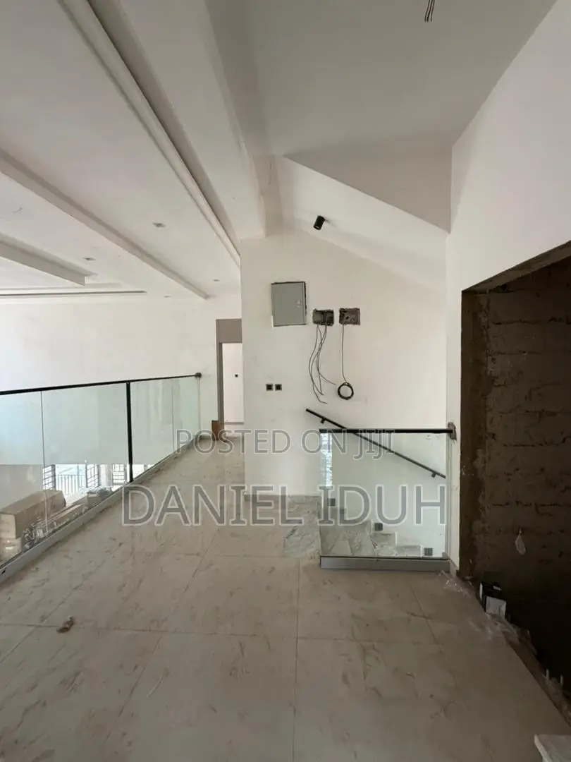 6bdrm Duplex in Katampe (Main) for sale