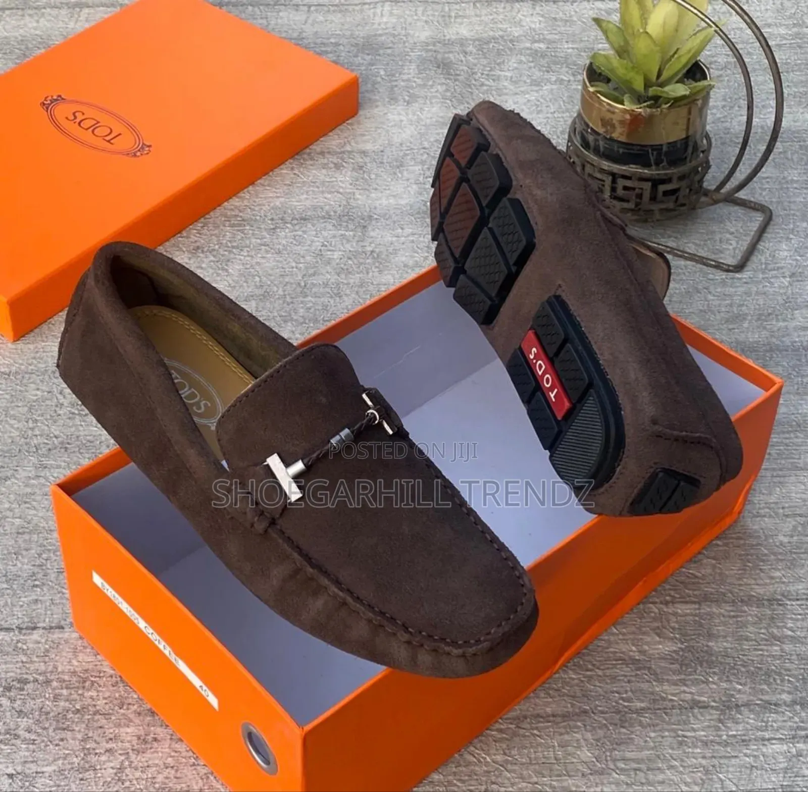 Men Durable Suede Loafers Shoes in Multi Colours