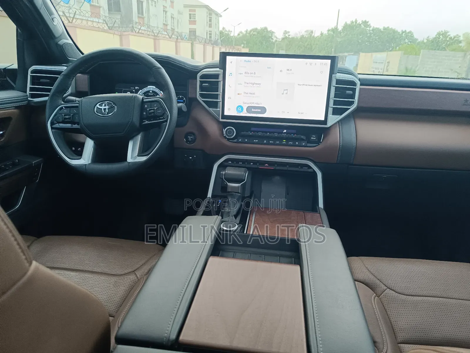 Toyota Tundra 1794 Edition CrewMax 4WD SB w/5.5' Bed (Hybrid) 2025
