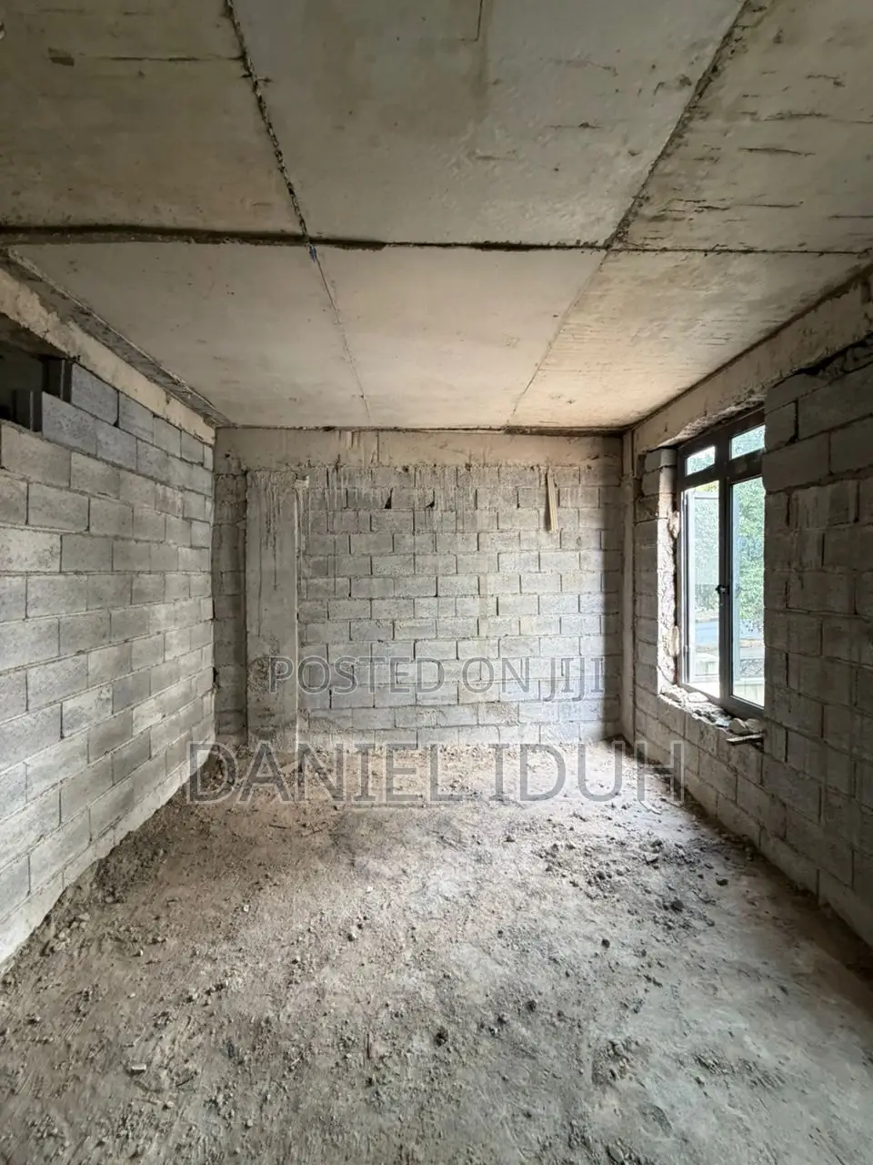 6bdrm Duplex in Guzape District for sale