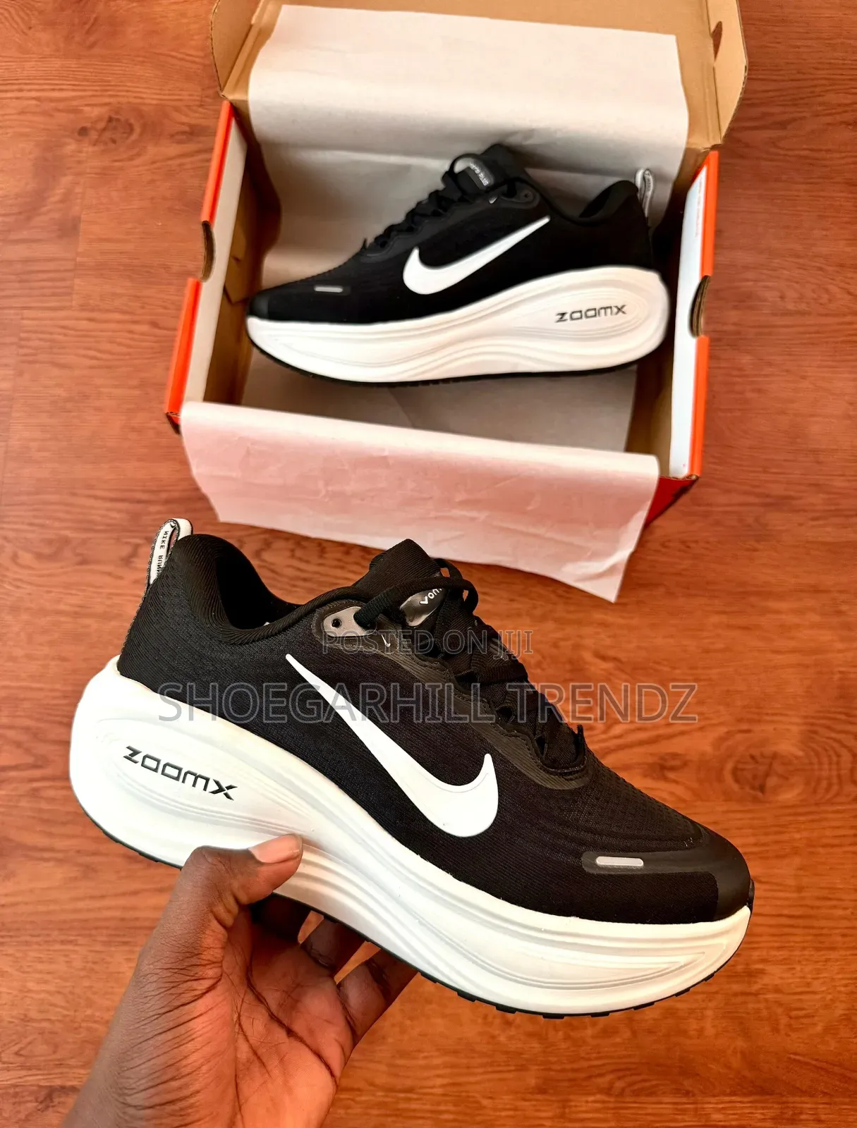Nike Vomero Plus Zoomx Sneakers
