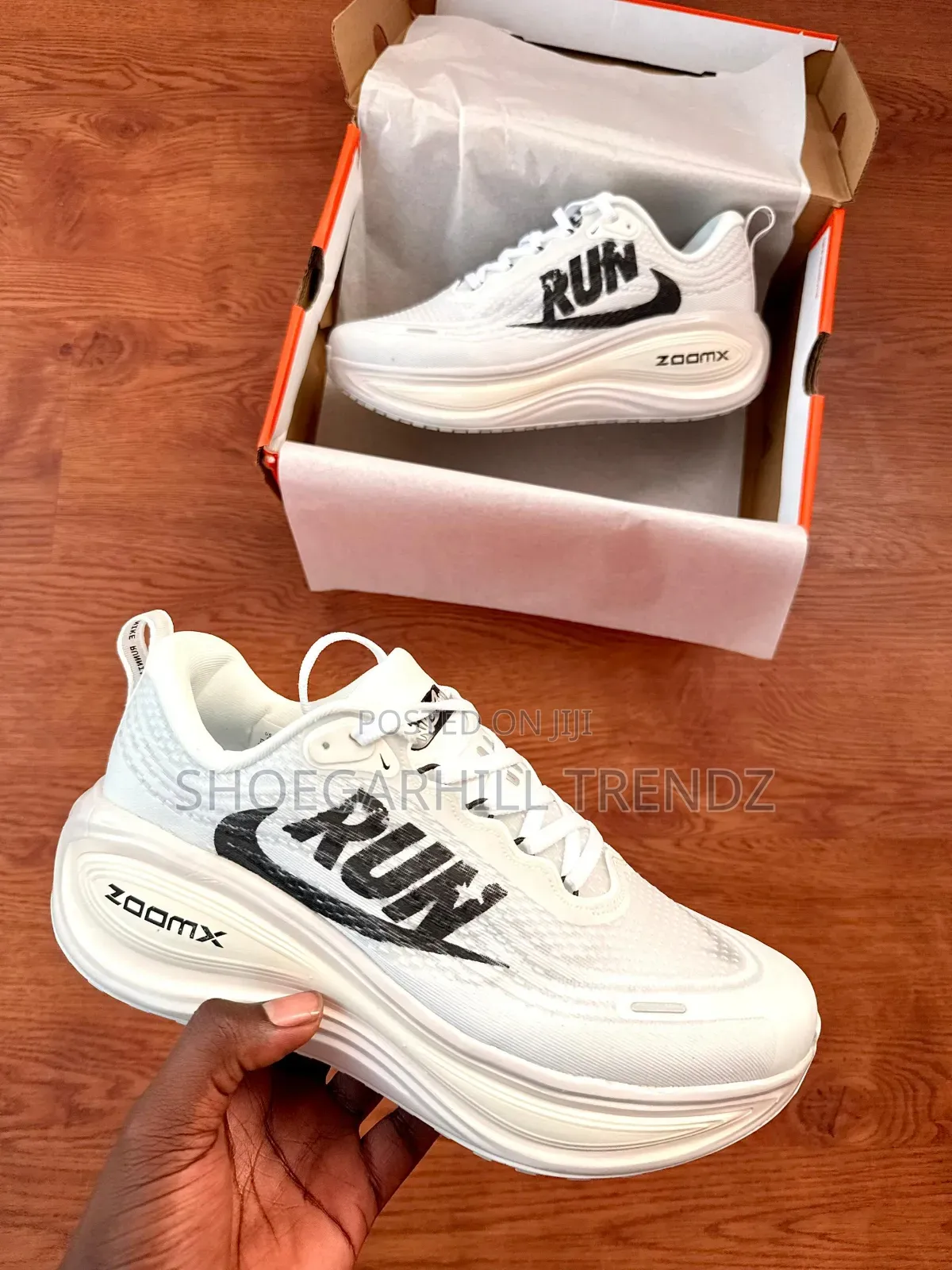 Nike Vomero Plus Zoomx Sneakers