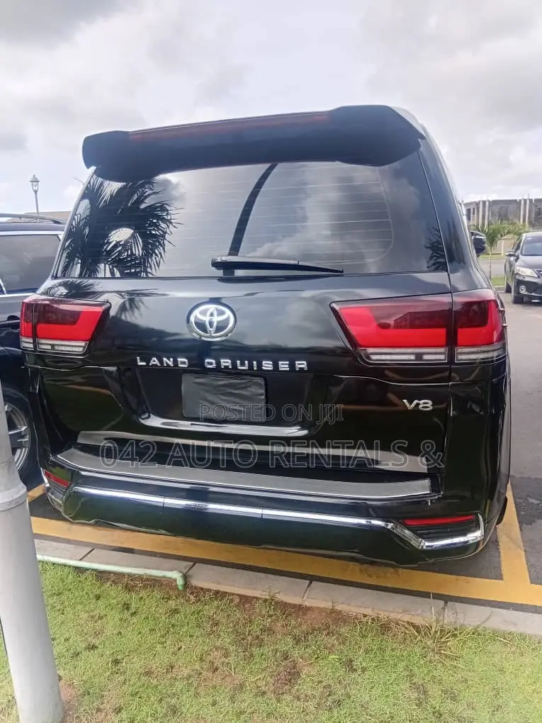 Toyota Landcruiser Bullet Proof