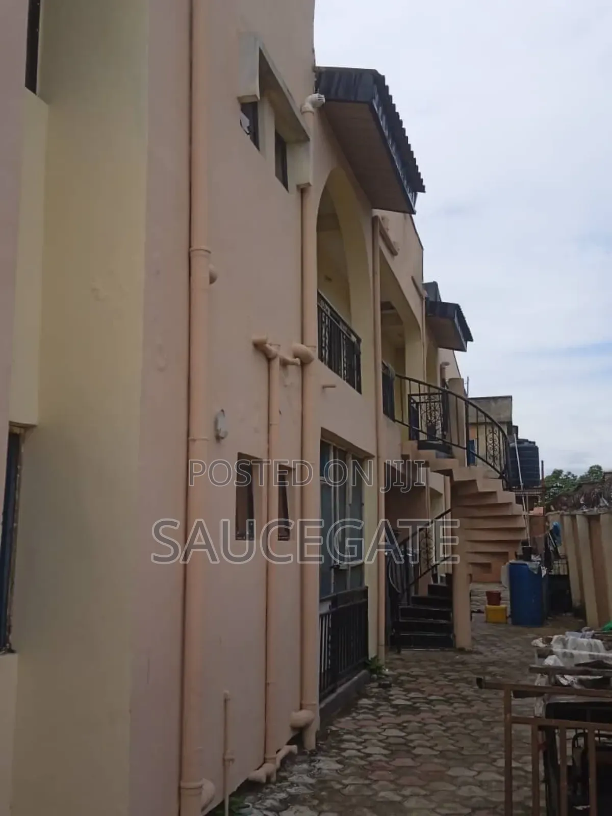 3bdrm Block of Flats in Tedi, Iba / Ojo for sale