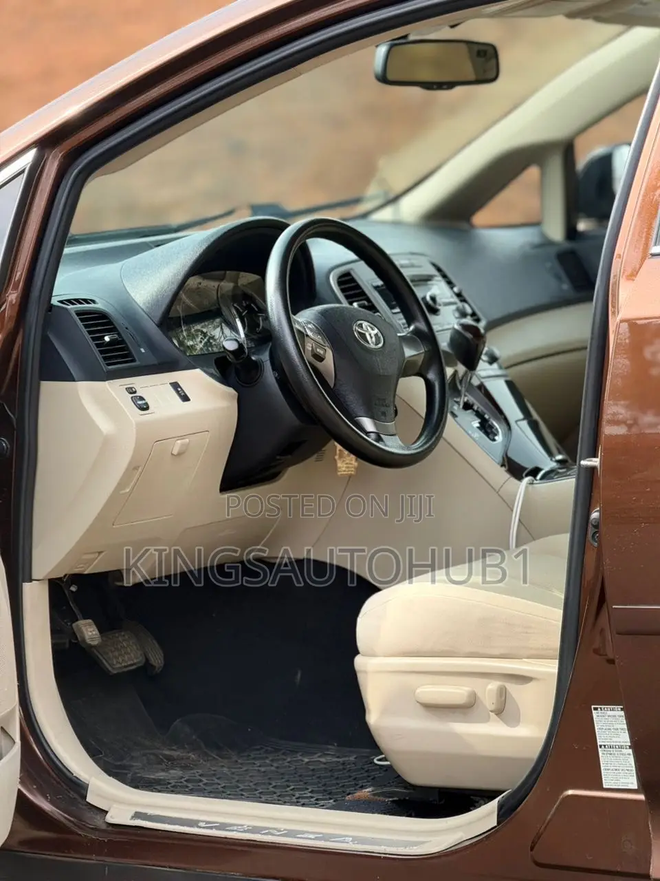 Toyota Venza V6 AWD 2010 Brown