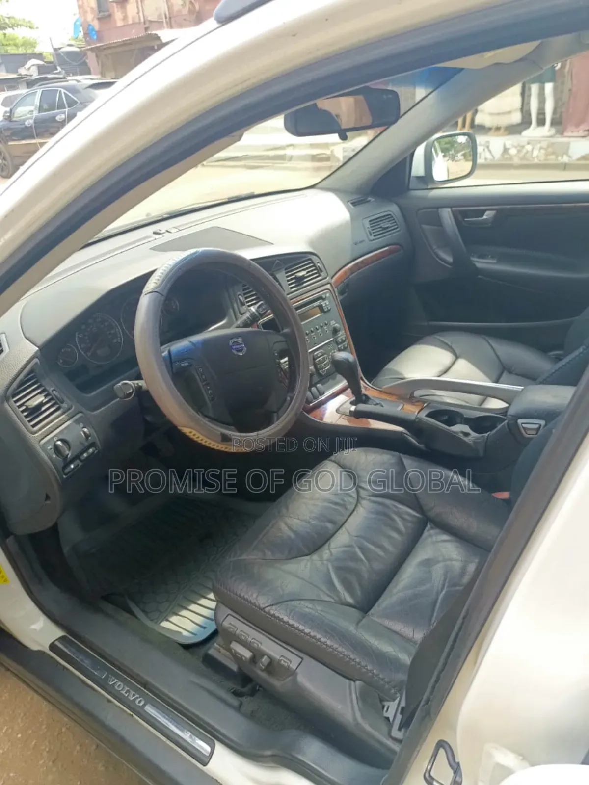 Volvo XC70 Cross Country 2006 White