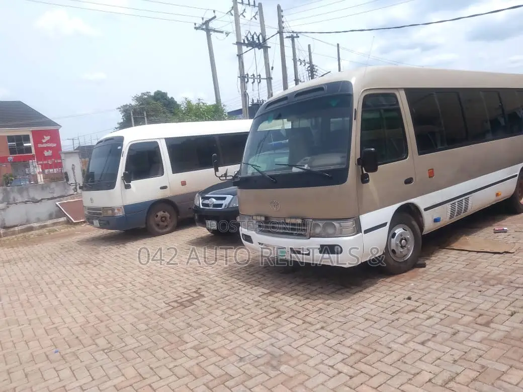 Coaster Bus for Hire