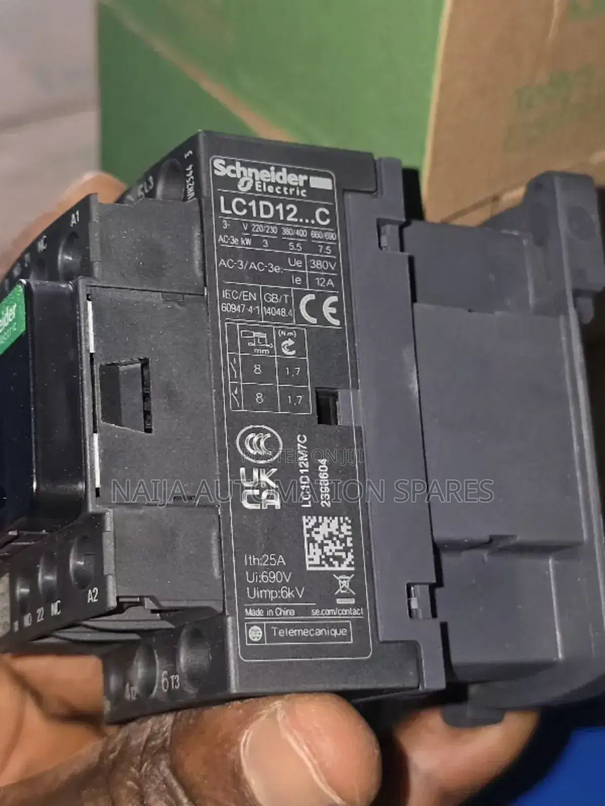 Lc1d12m7c | Schneider Contactor 3poles 1nc+ 1no 5.5kw, 220vac Coil