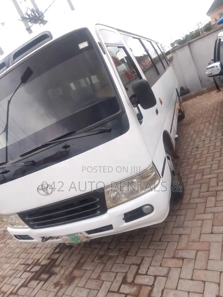 Coaster Bus for Hire