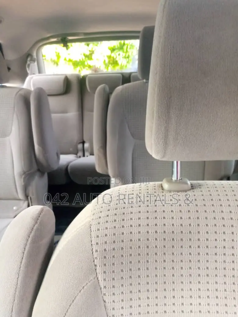 Toyota Siena for Hire