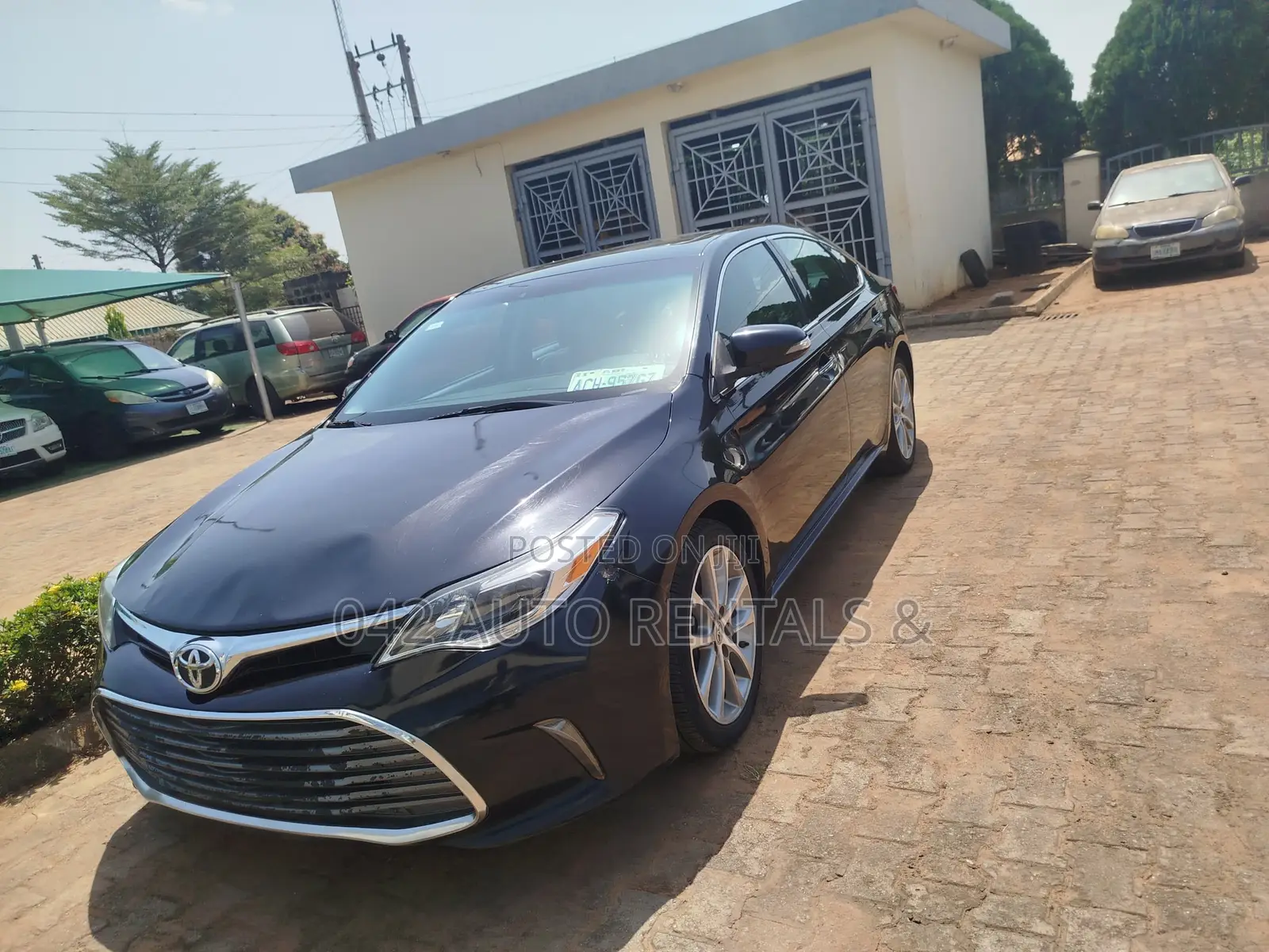 Toyota Avalon for Hire