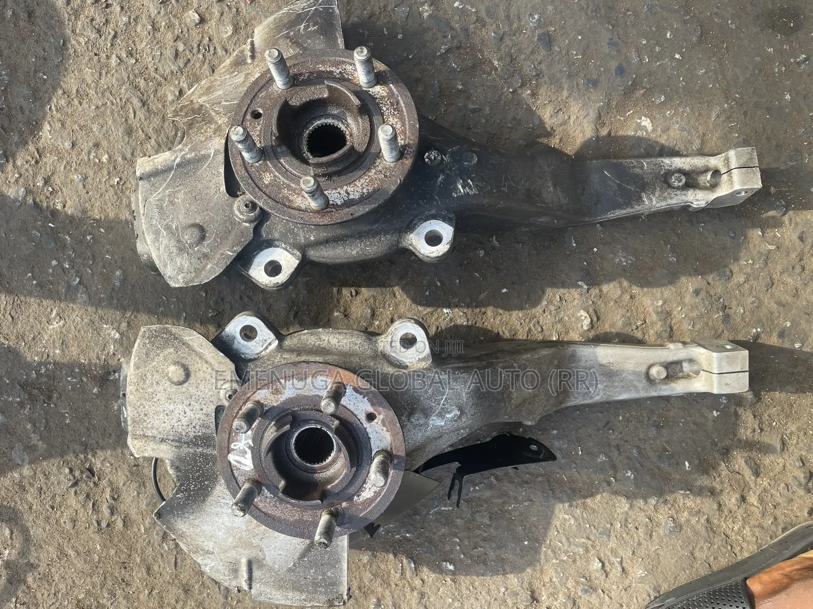 Range Rover Front Hub for 2019 Voque