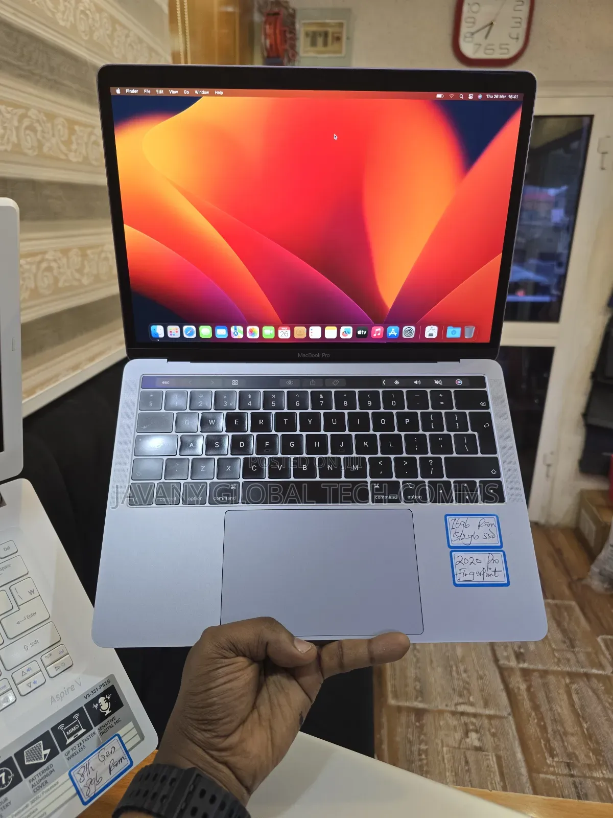 Laptop Apple MacBook Pro 2020 16GB Intel Core i5 SSD 512GB