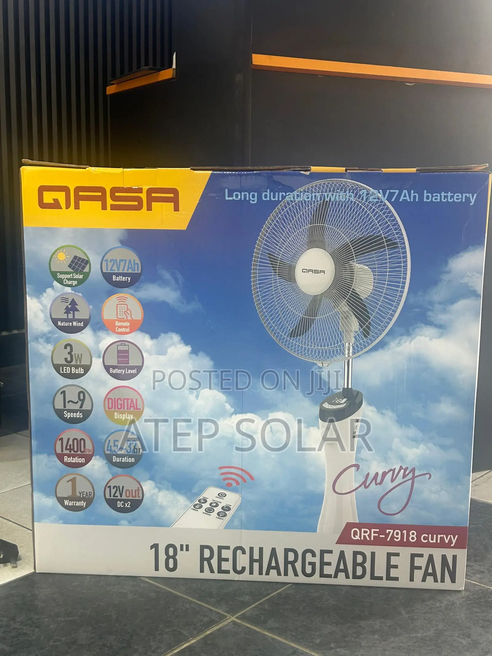 Qasa 18” Curvy Rechargeable Solar Fan