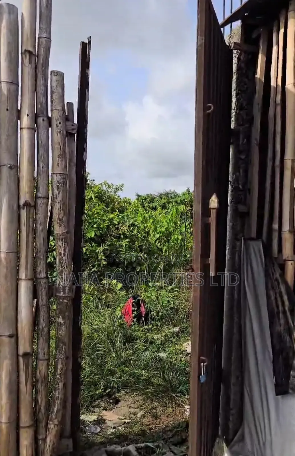 1300sqm Land Directly on the Major Rd at Abijo Gra,Lekki-Ajah for Sale