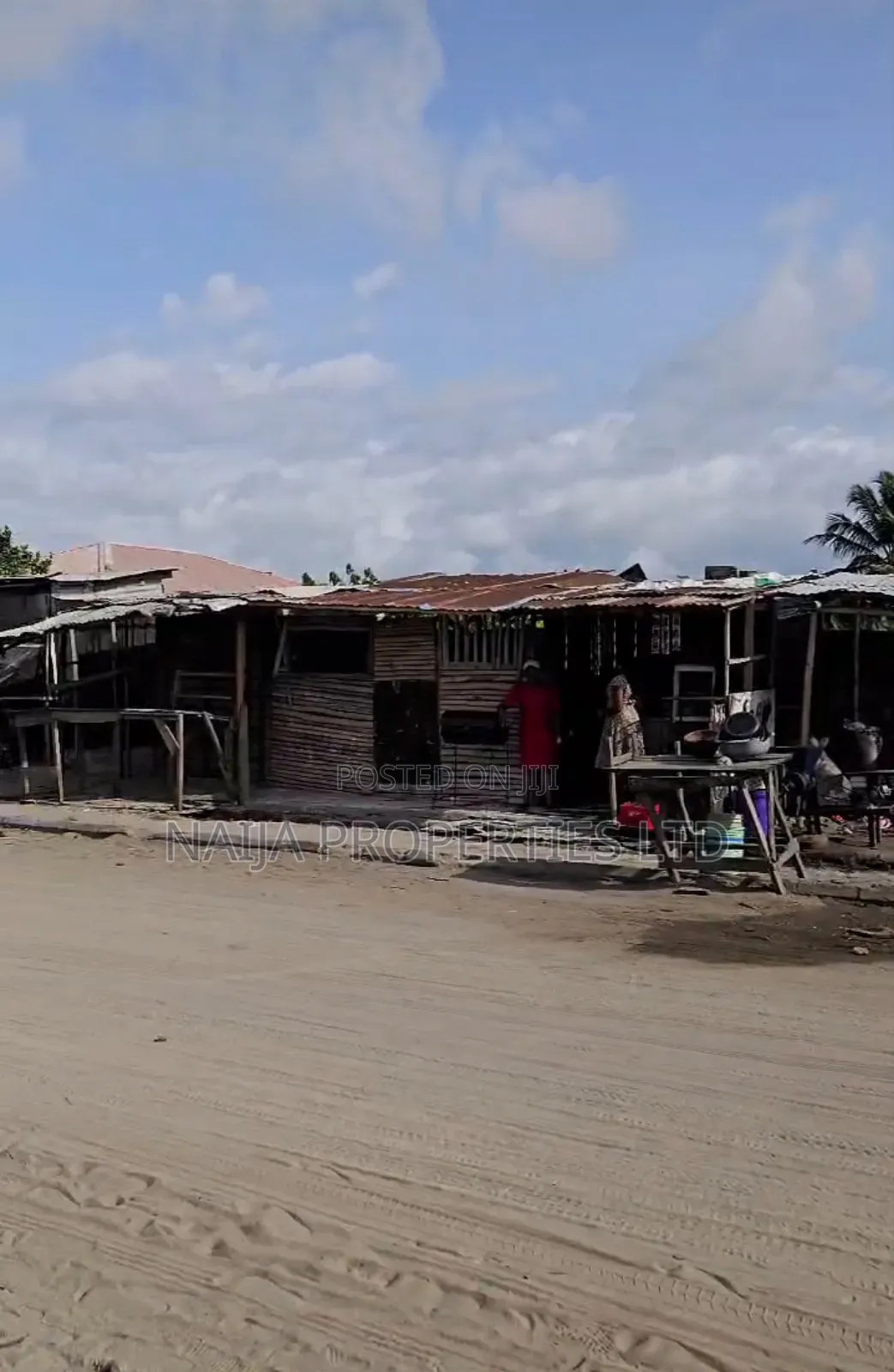 1300sqm Land Directly on the Major Rd at Abijo Gra,Lekki-Ajah for Sale