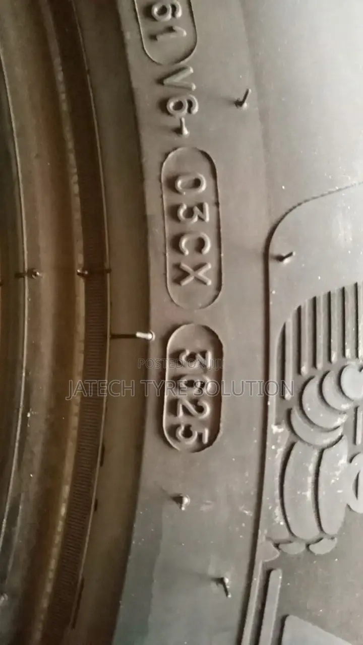 285/45/21 Michelin Brand