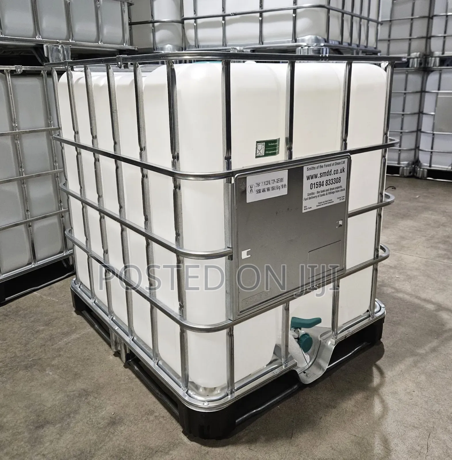 White Chemical Ibc Tank 1,000 Liters