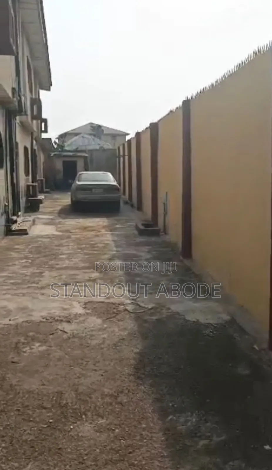 3bdrm Block of Flats in Meiran Lagos for sale