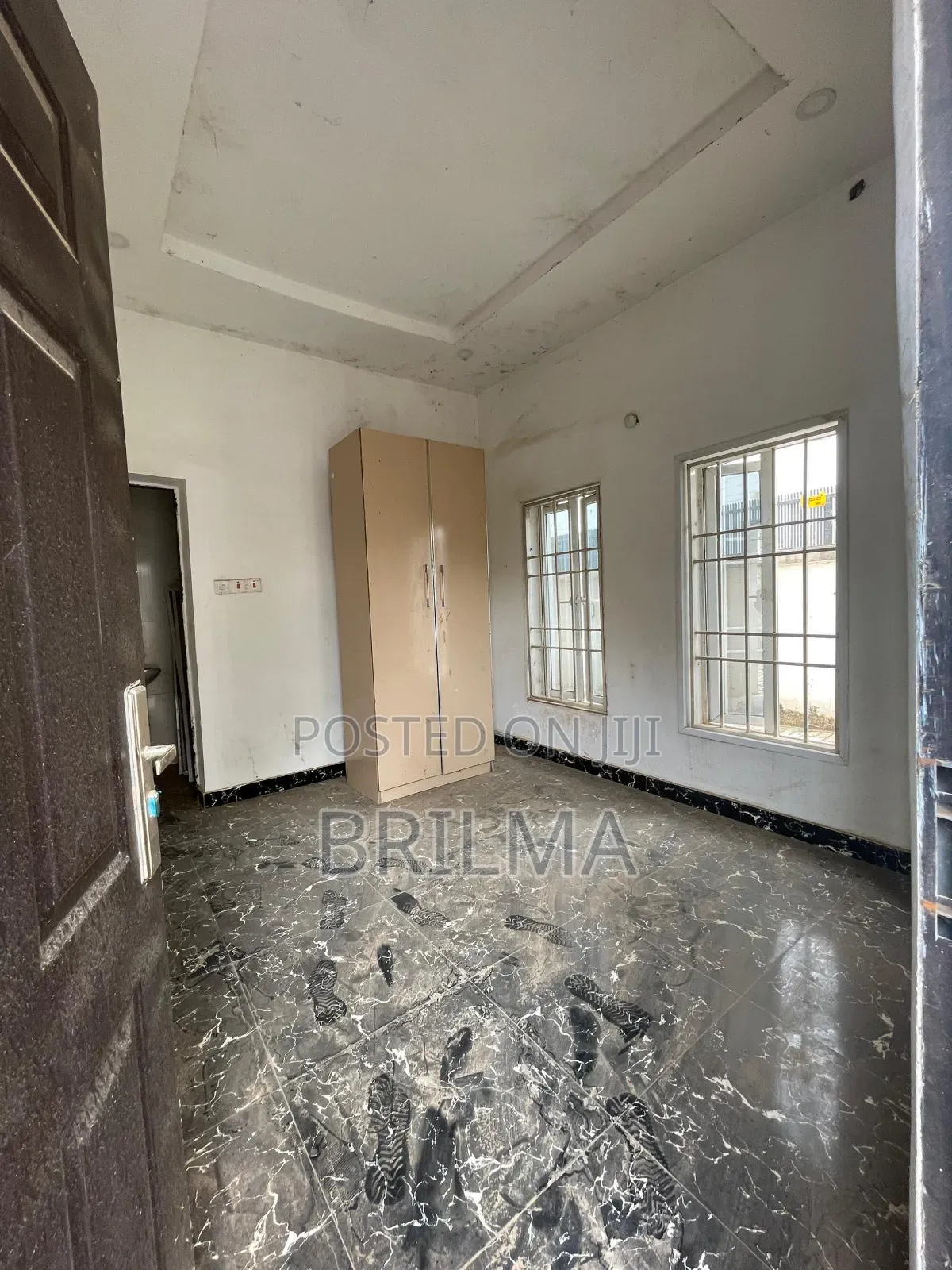 5bdrm Duplex in Life Camp for sale