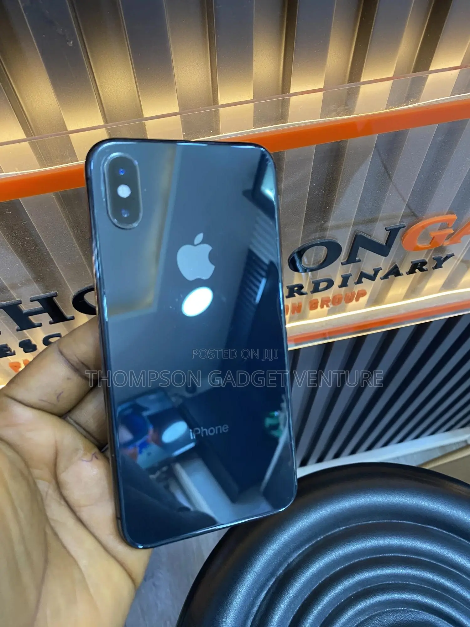 Apple iPhone XS 64 GB Black