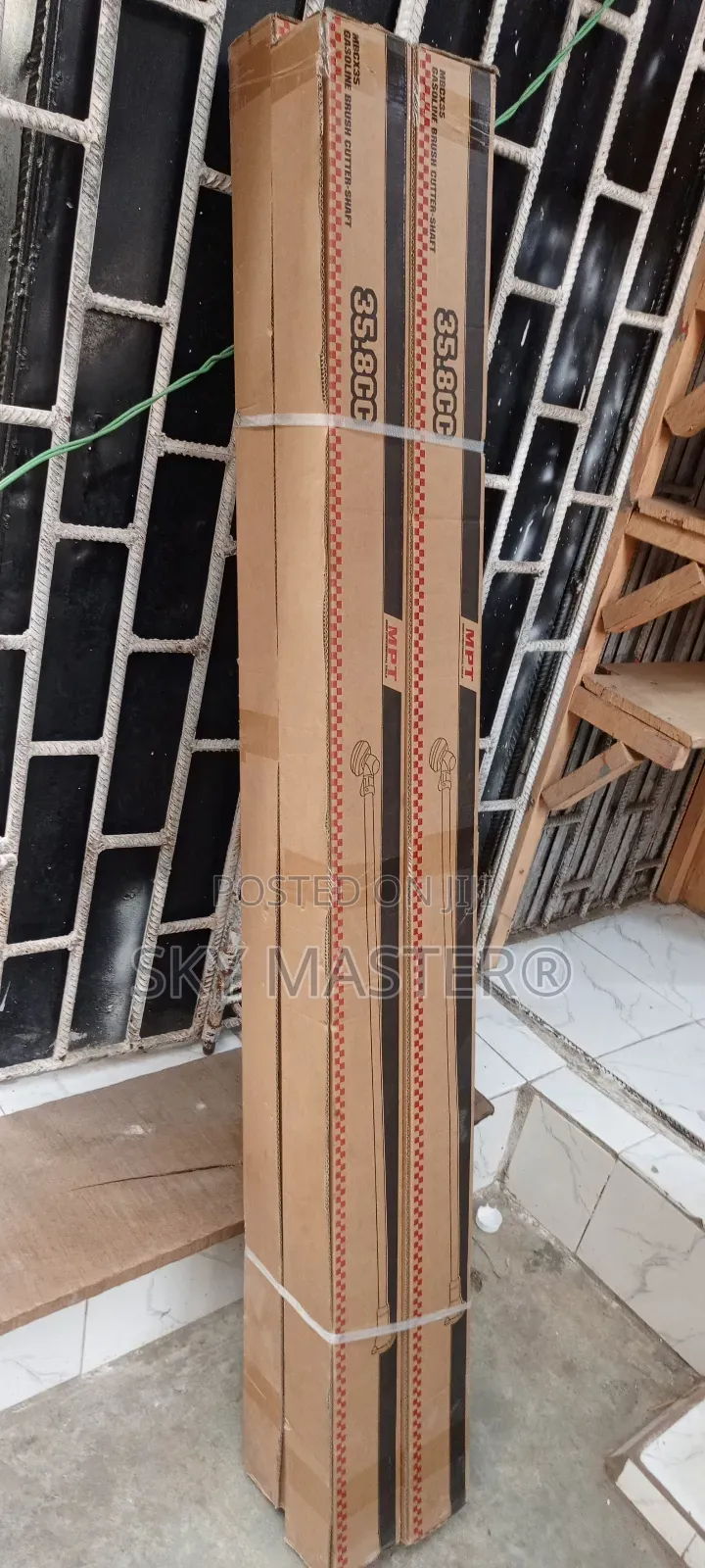 MPT Brush Cutter 1400w