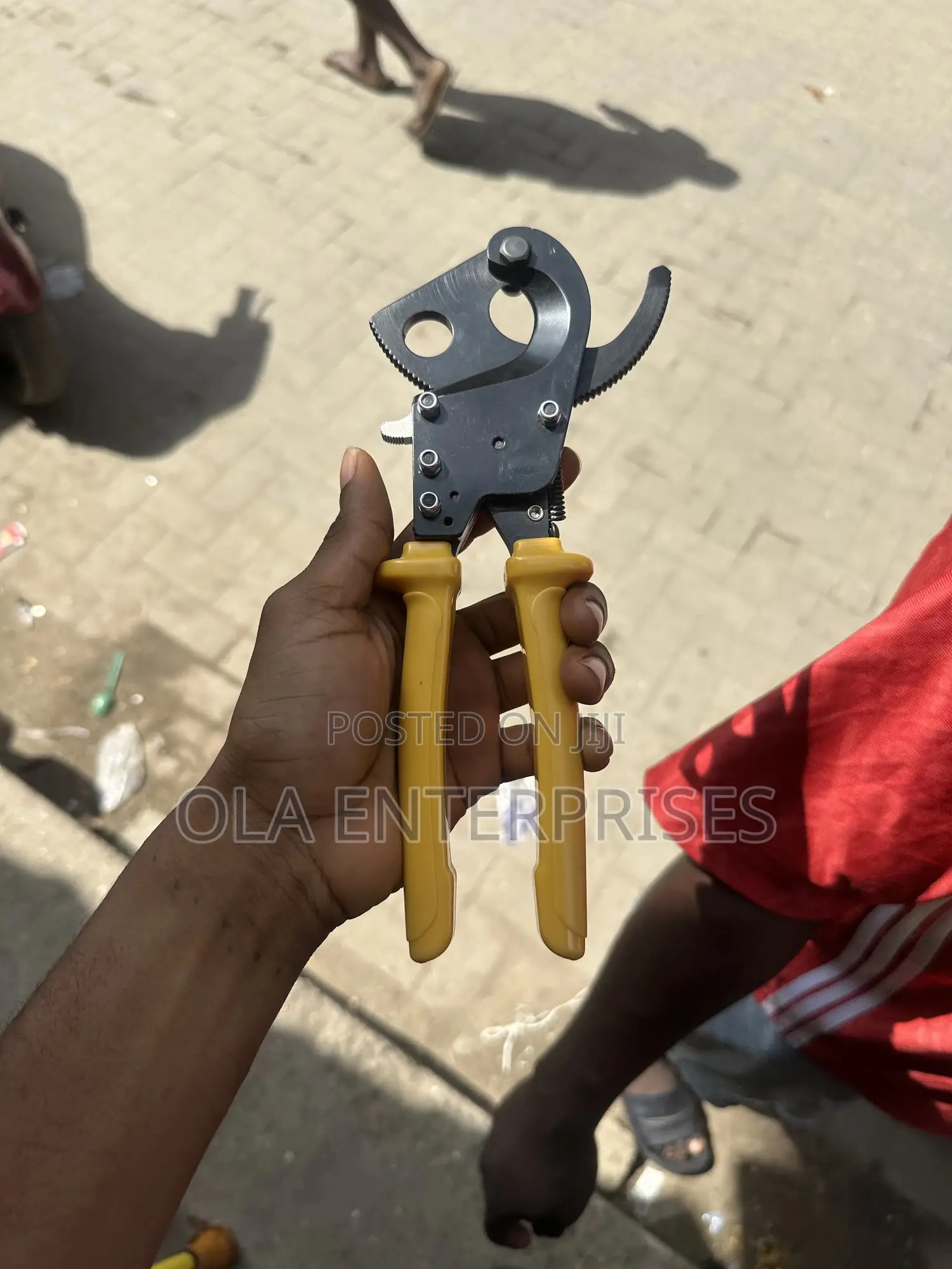 Ratchet Cable Cutter (Lk-240)