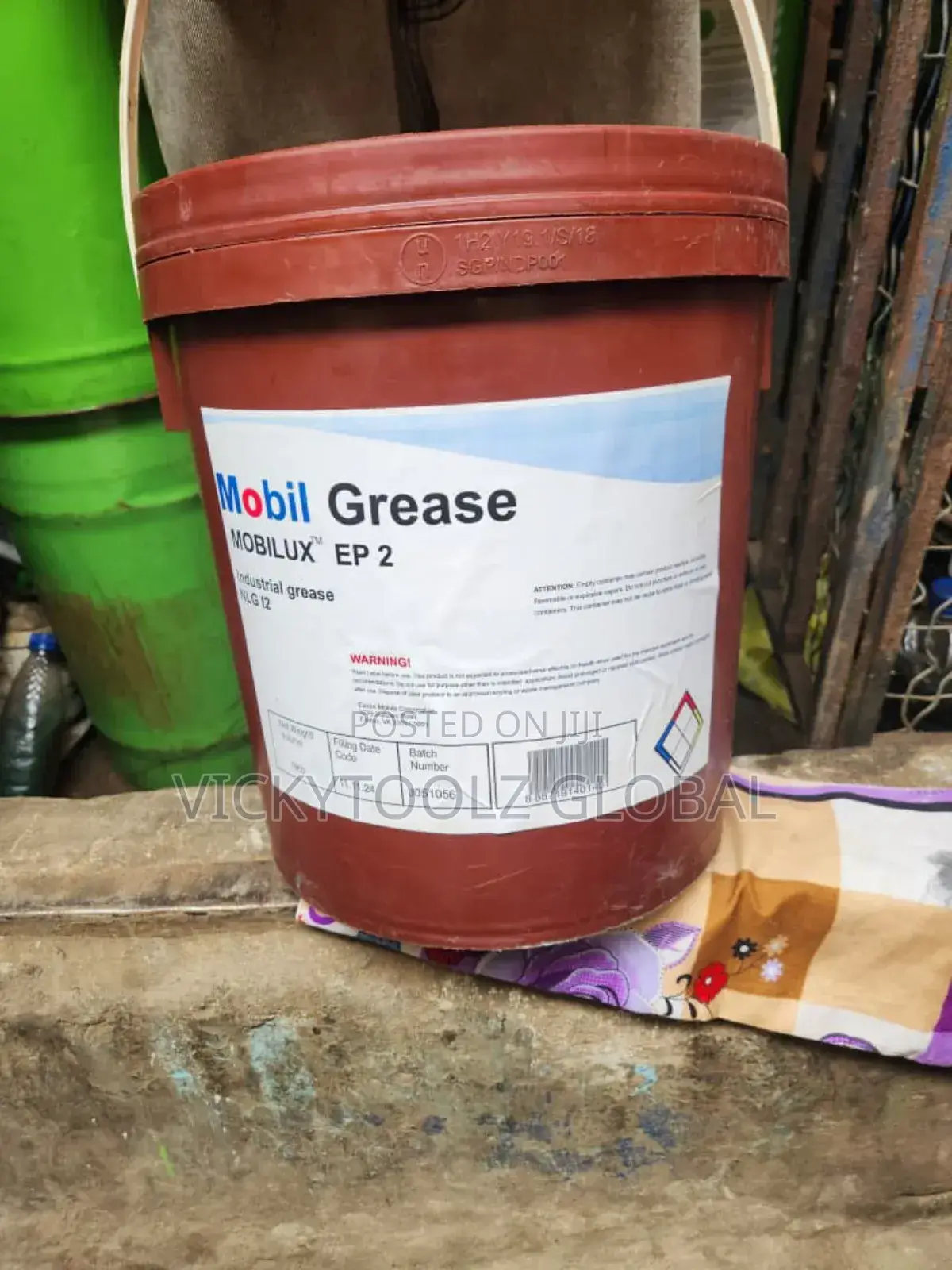 Mobil Grease Mobilux Ep 2 Industrial Grease NLG 12 (18kg)