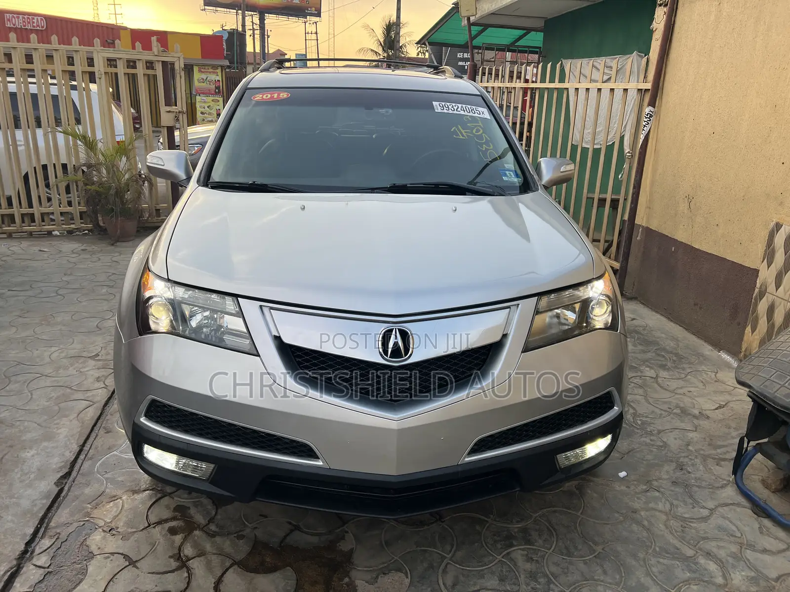 Acura MDX Technology Package SUV AWD (3.7L 6cyl 6A) 2011 Silver