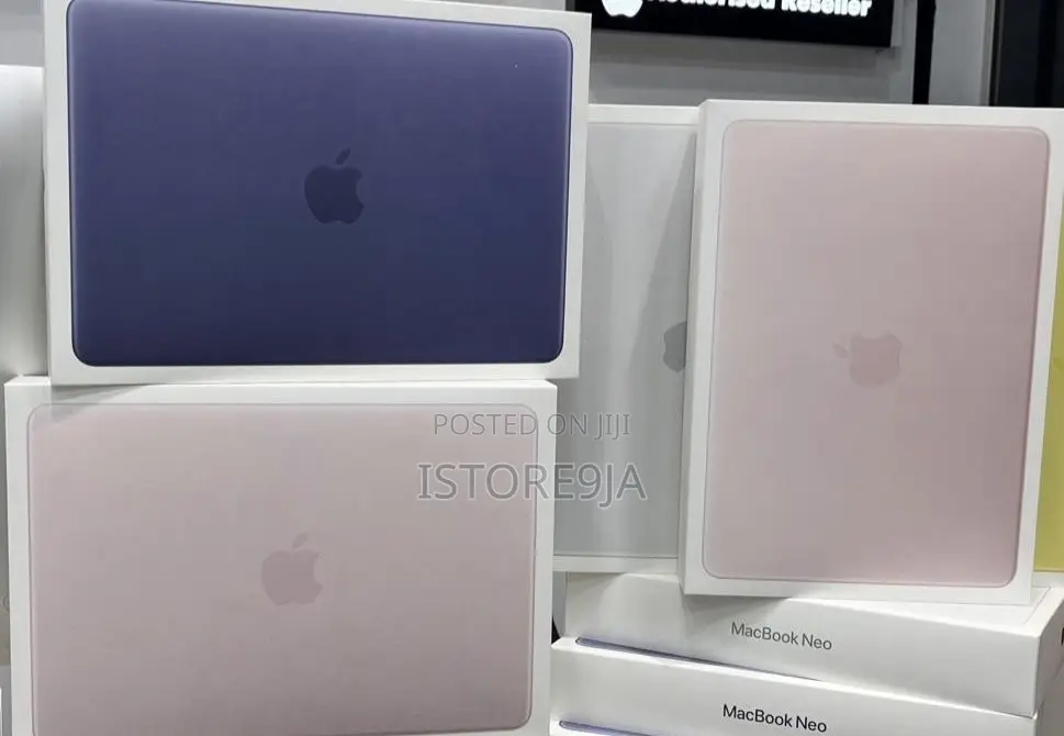New Laptop Apple MacBook 8GB Apple M4 SSD 256GB