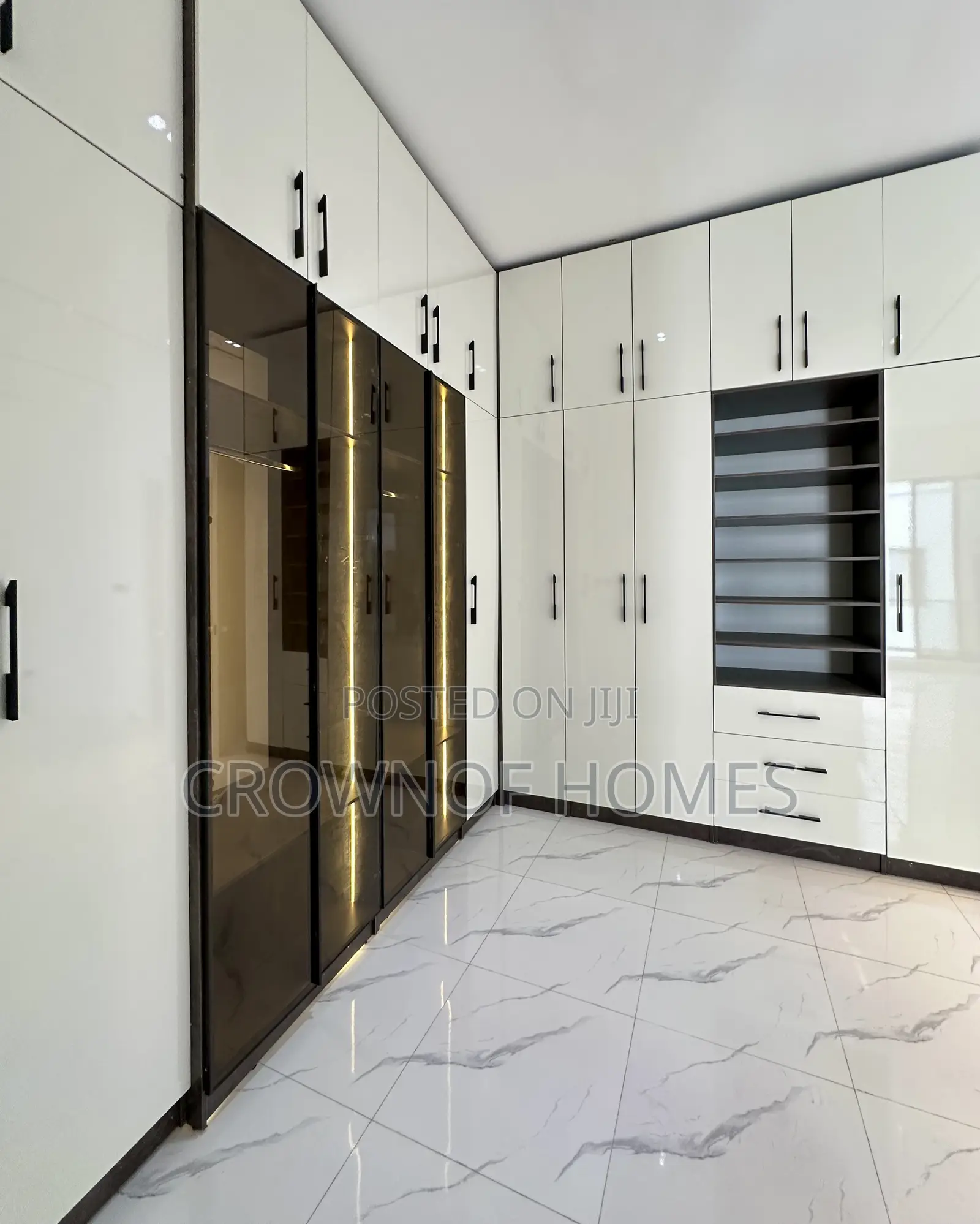 5bdrm Duplex in Abraham Adesanya Estate for sale