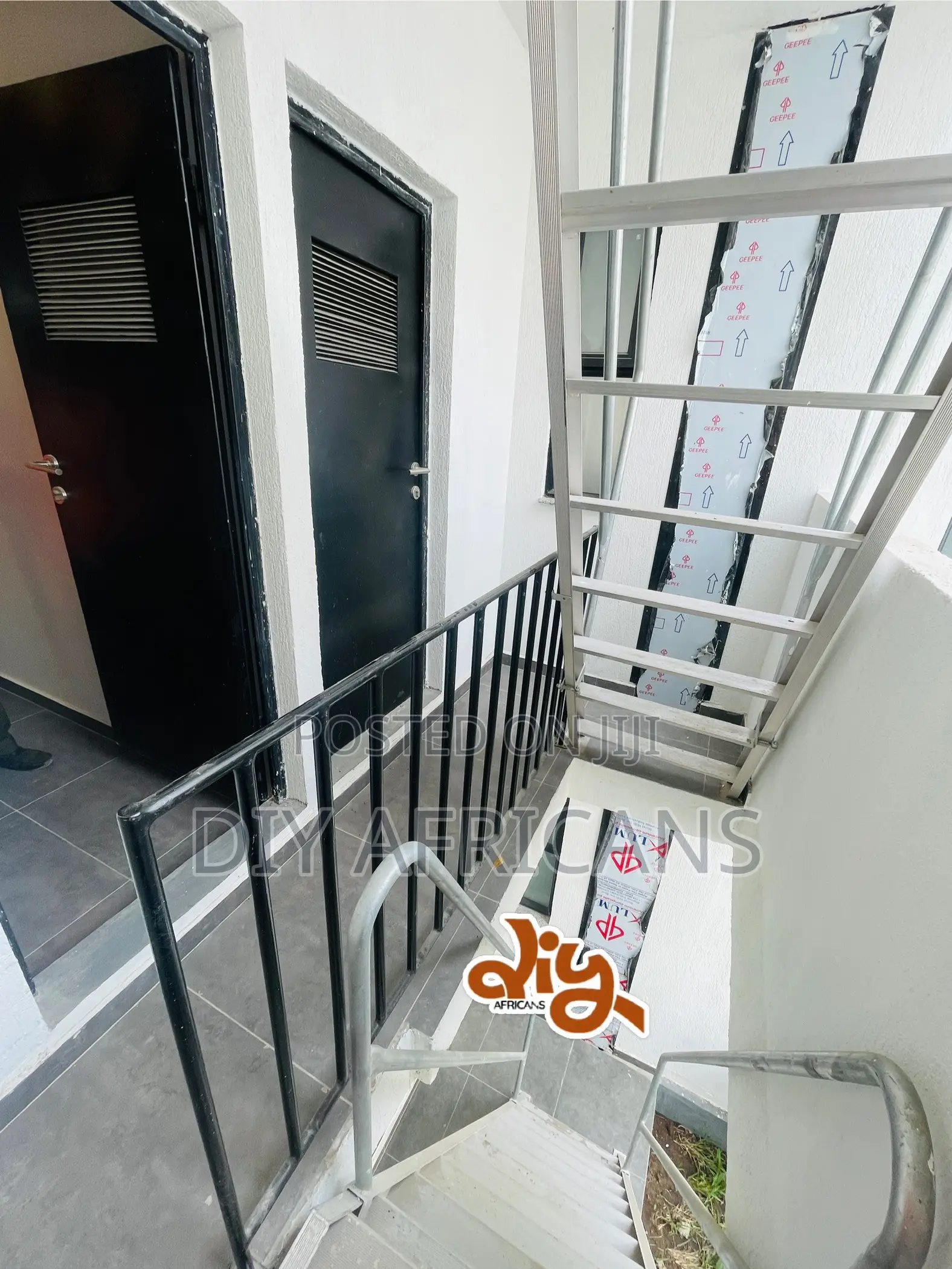 Custom Metal Balcony Railings -- Secure Modern Finish