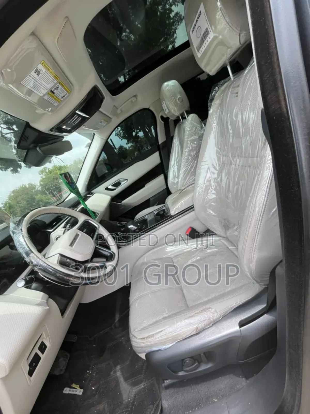 Land Rover Range Rover Velar 2023 Gray