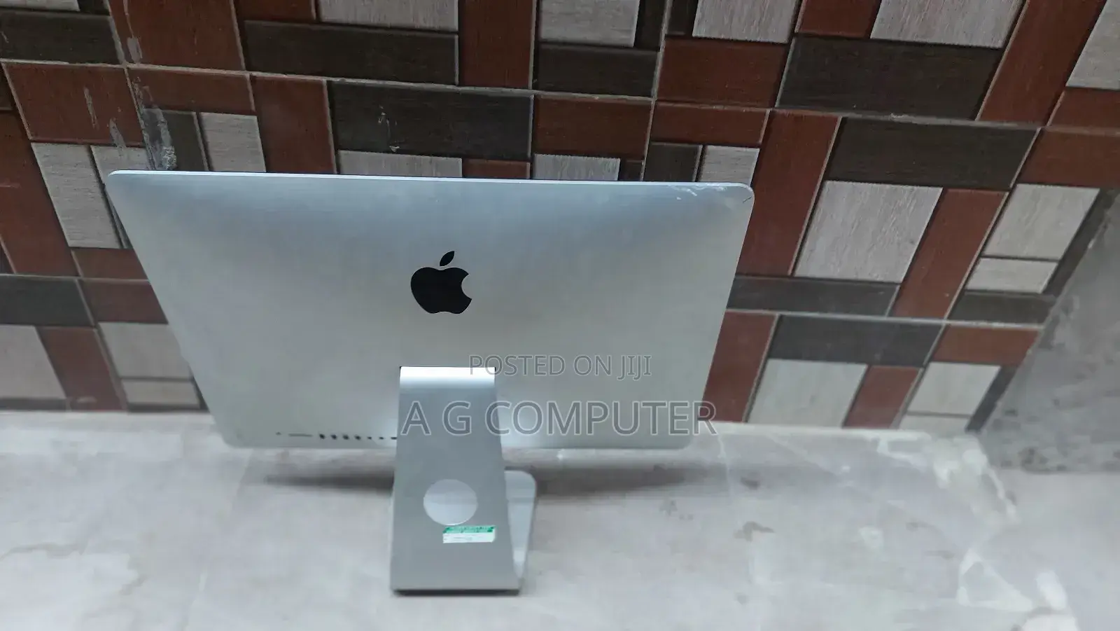 Desktop Computer Apple iMac 8GB Intel Core i5 HDD 1T