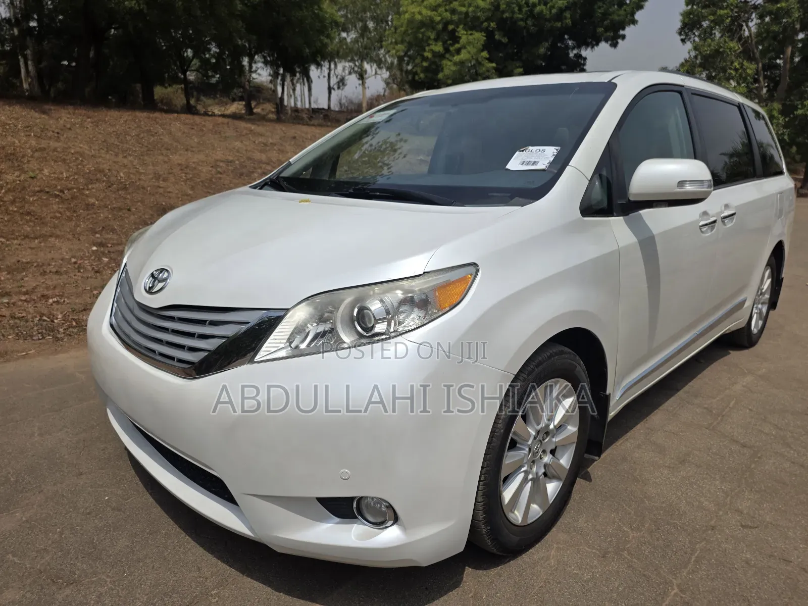 Toyota Sienna Limited 7-Passenger 4dr Minivan AWD (3.5L 6cyl 6A) 2014