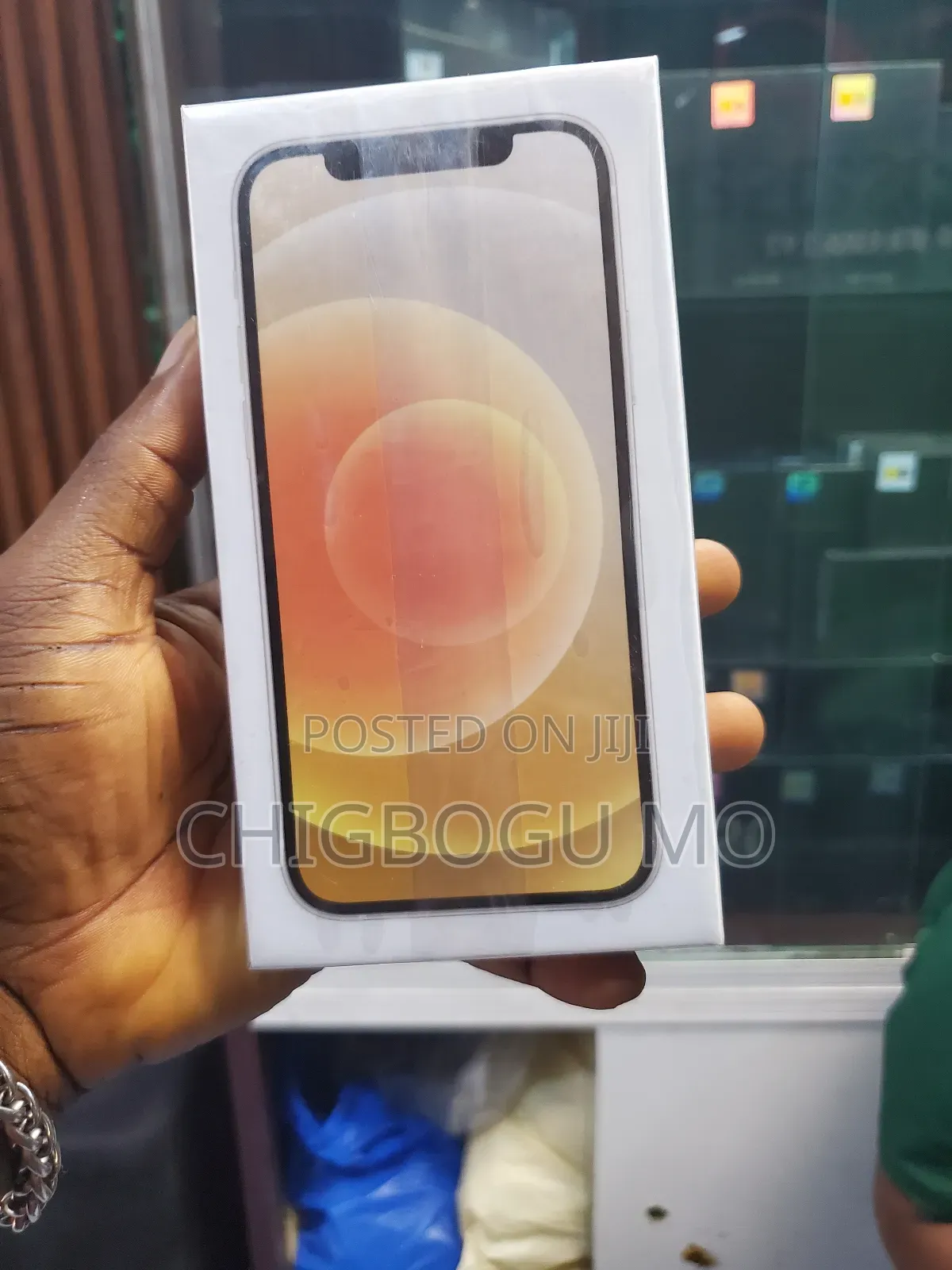 New Apple iPhone 12 64 GB White