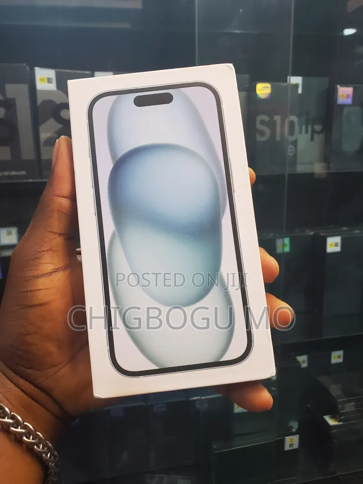 New Apple iPhone 15 128 GB Blue