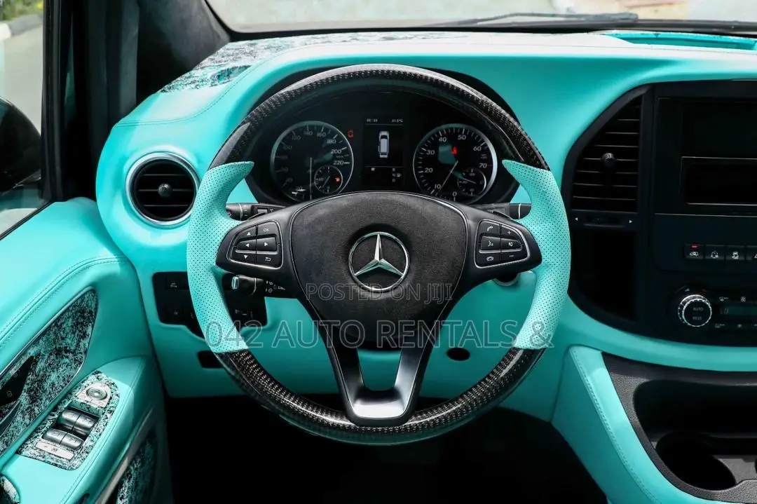 Viano Bus for Hire