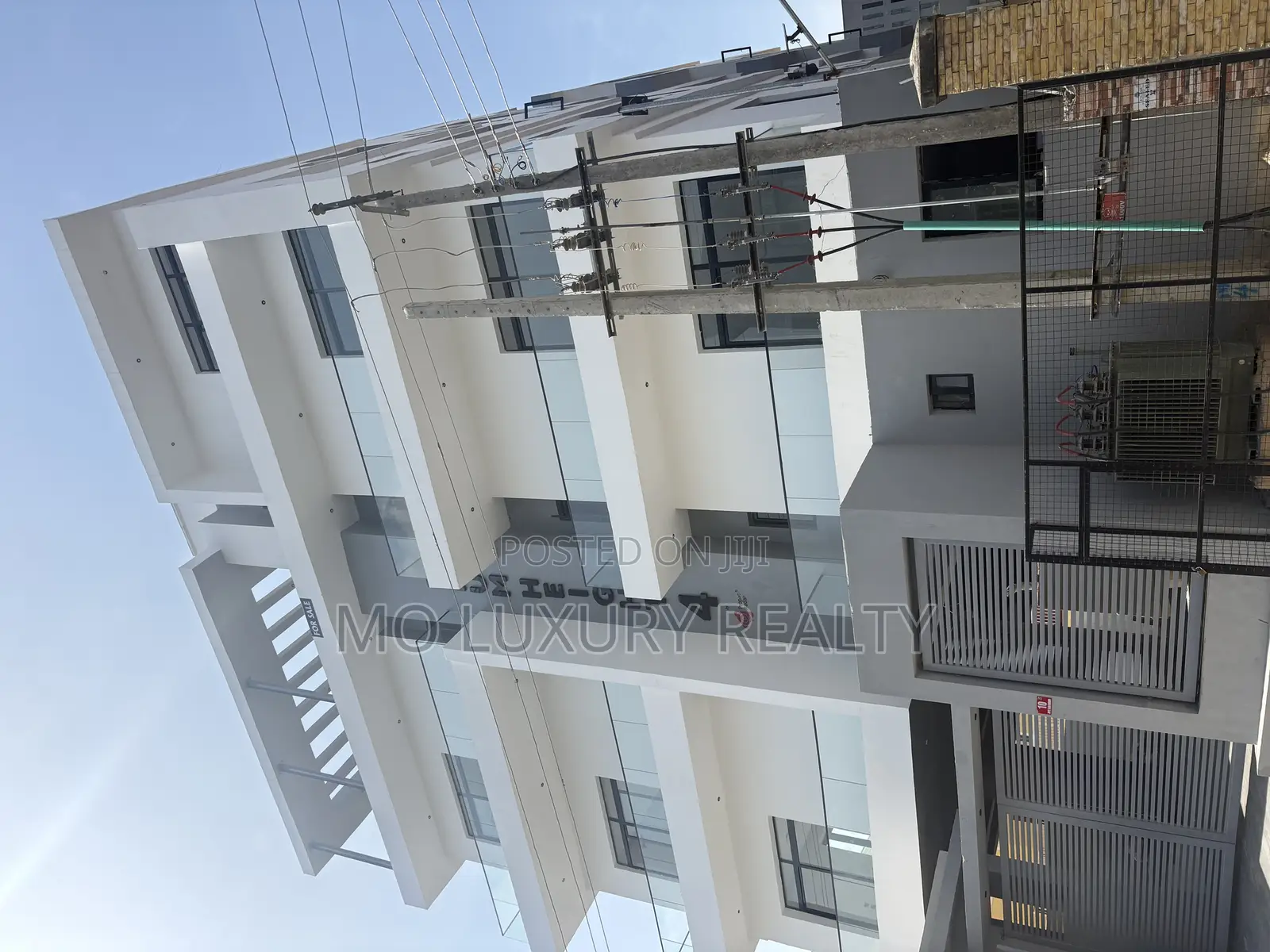 2bdrm Apartment in Lekki Phase 1 for sale