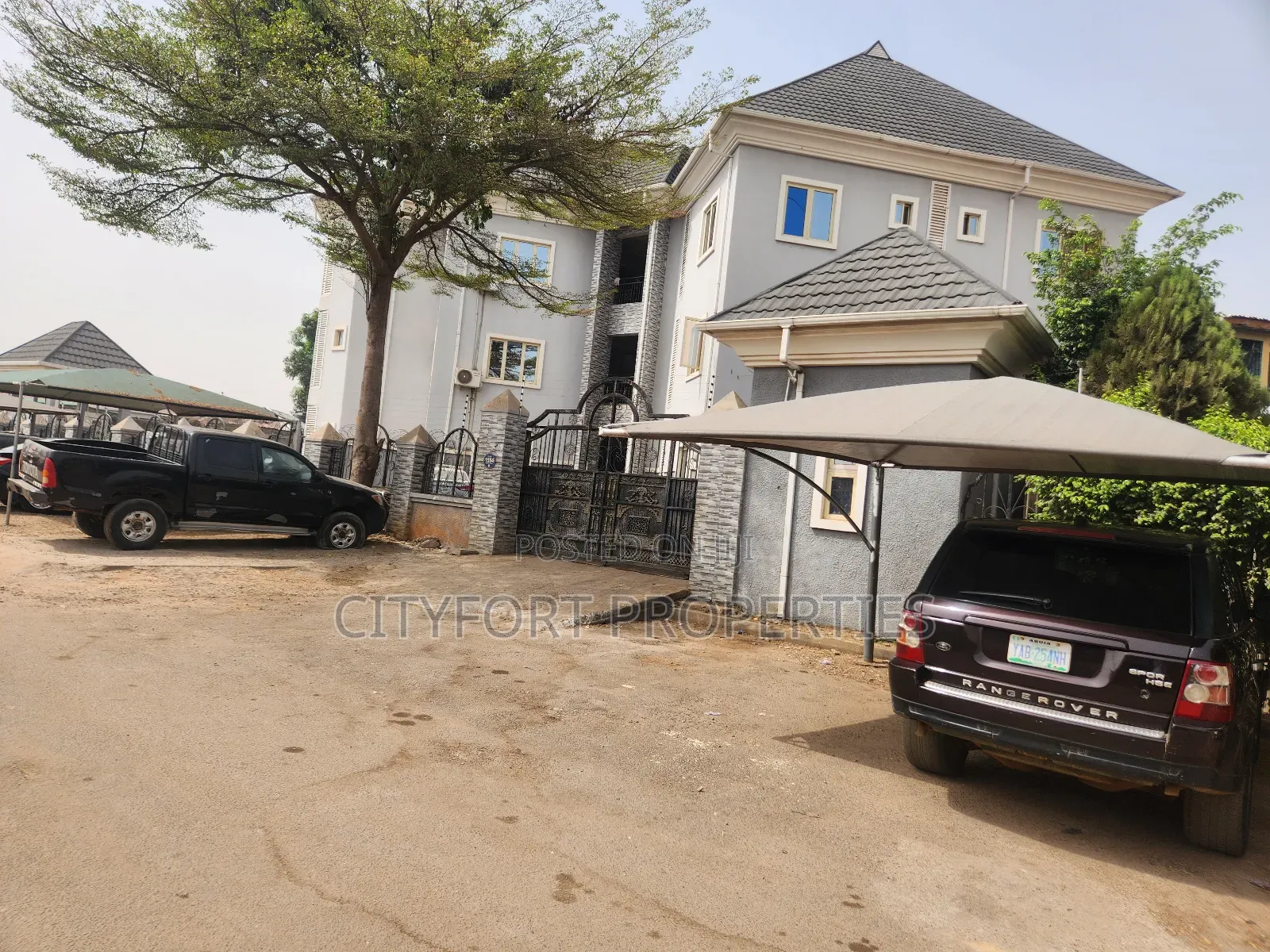 9bdrm Apartment in Area 1 for sale