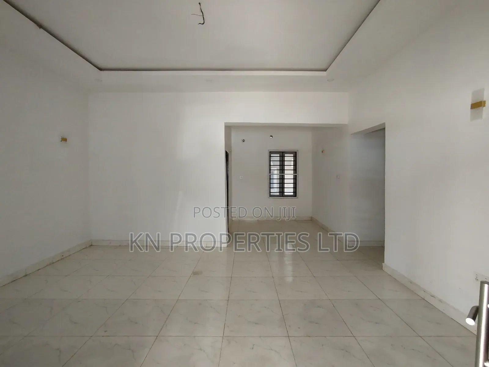 3bdrm Block of Flats in Wuye for rent