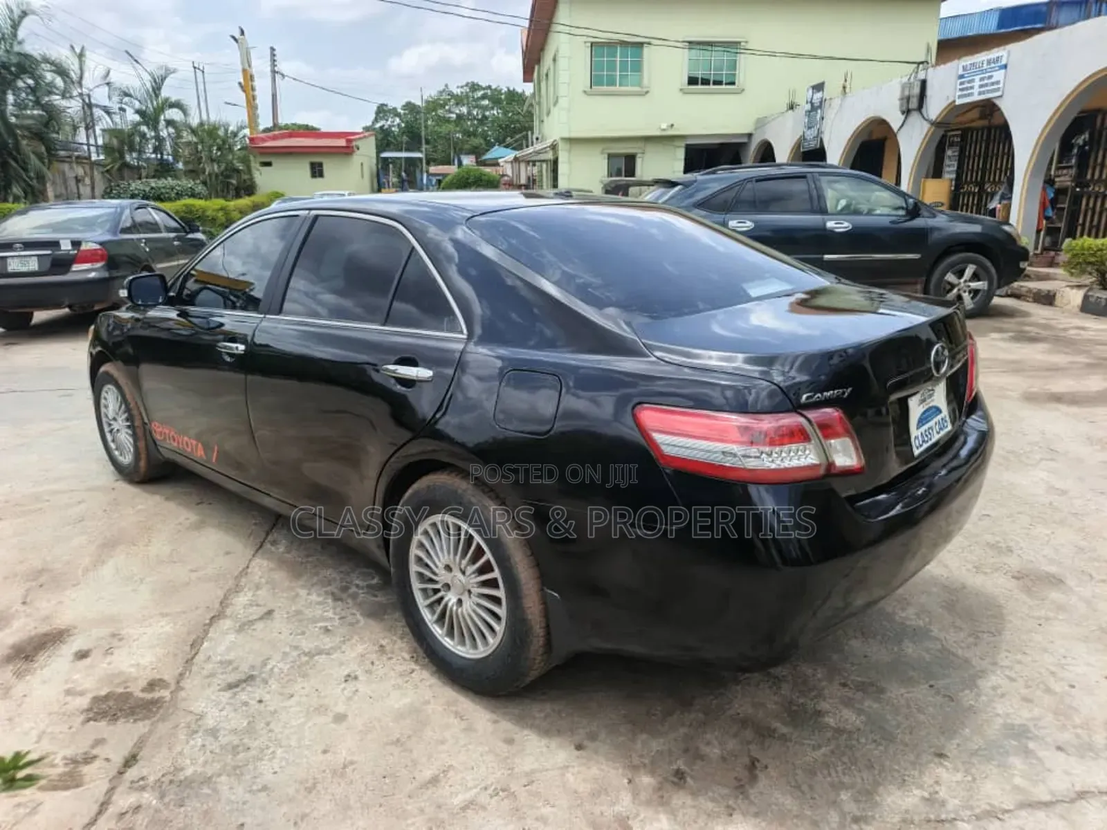 Toyota Camry LE 4dr Sedan (2.5L 4cyl 6A) 2011 Black