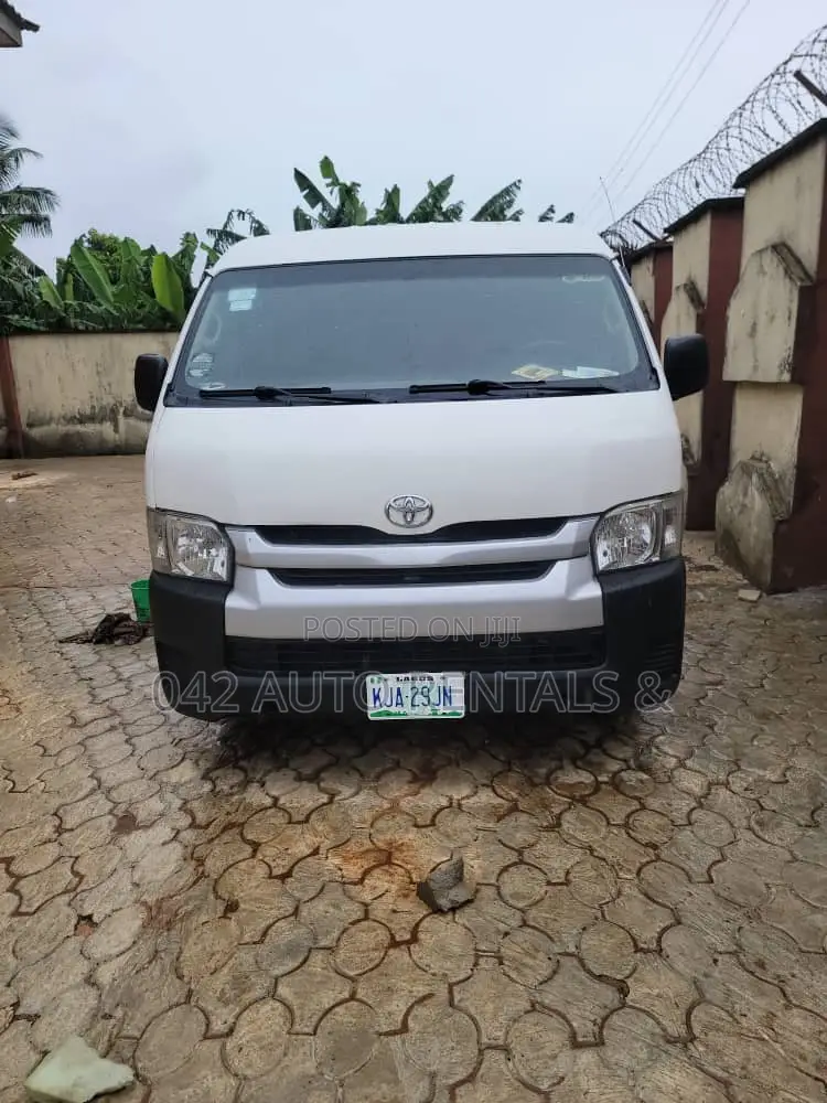 Toyota Hummer Bus for Hire