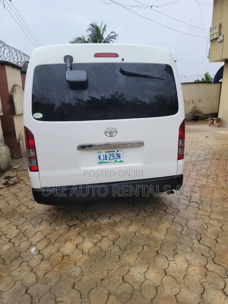 Toyota Hummer Bus for Hire