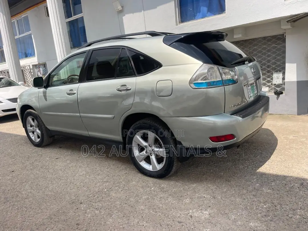 Lexus Rx330 for Hire