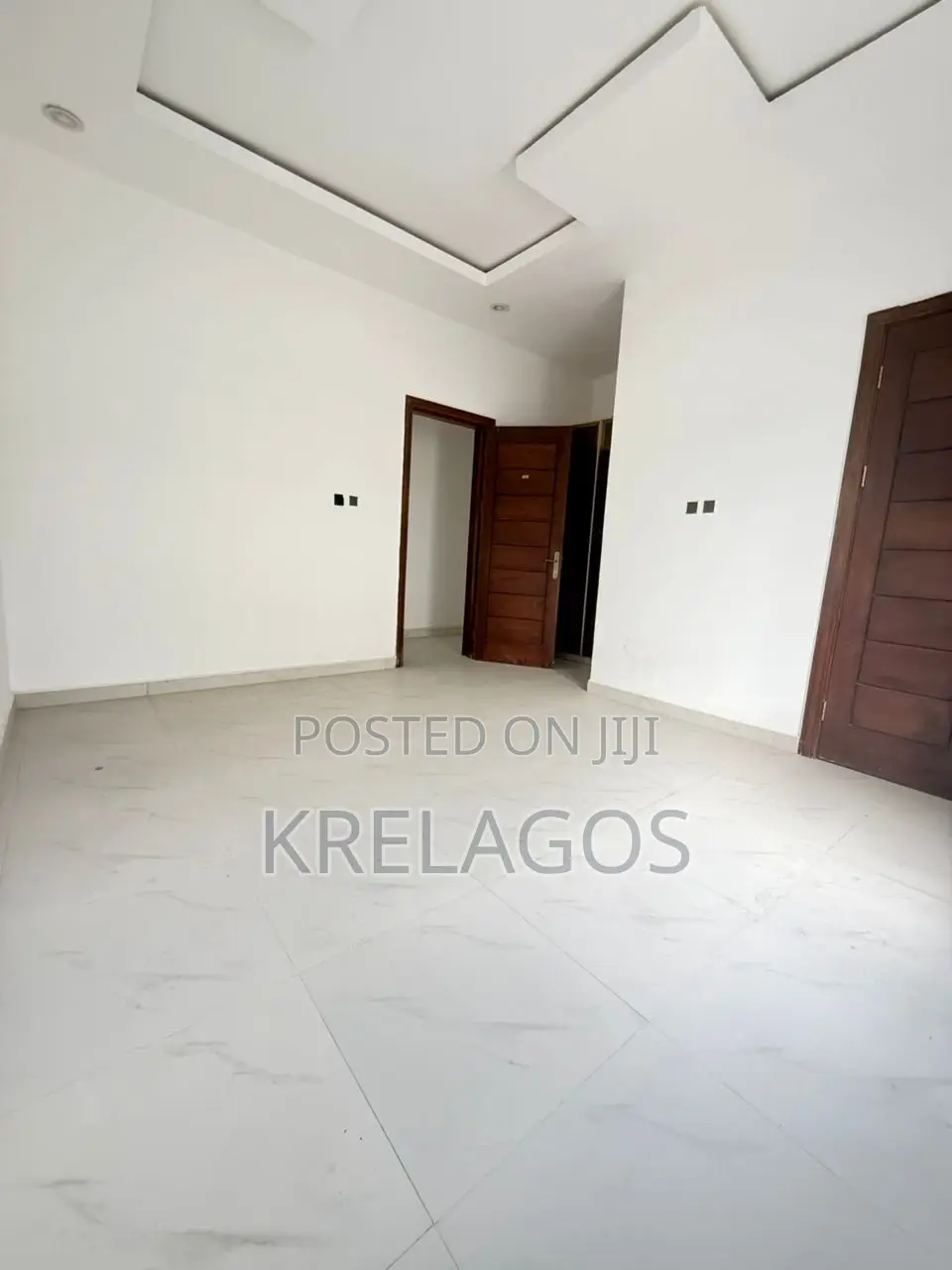 4bdrm Duplex in Ologolo for sale