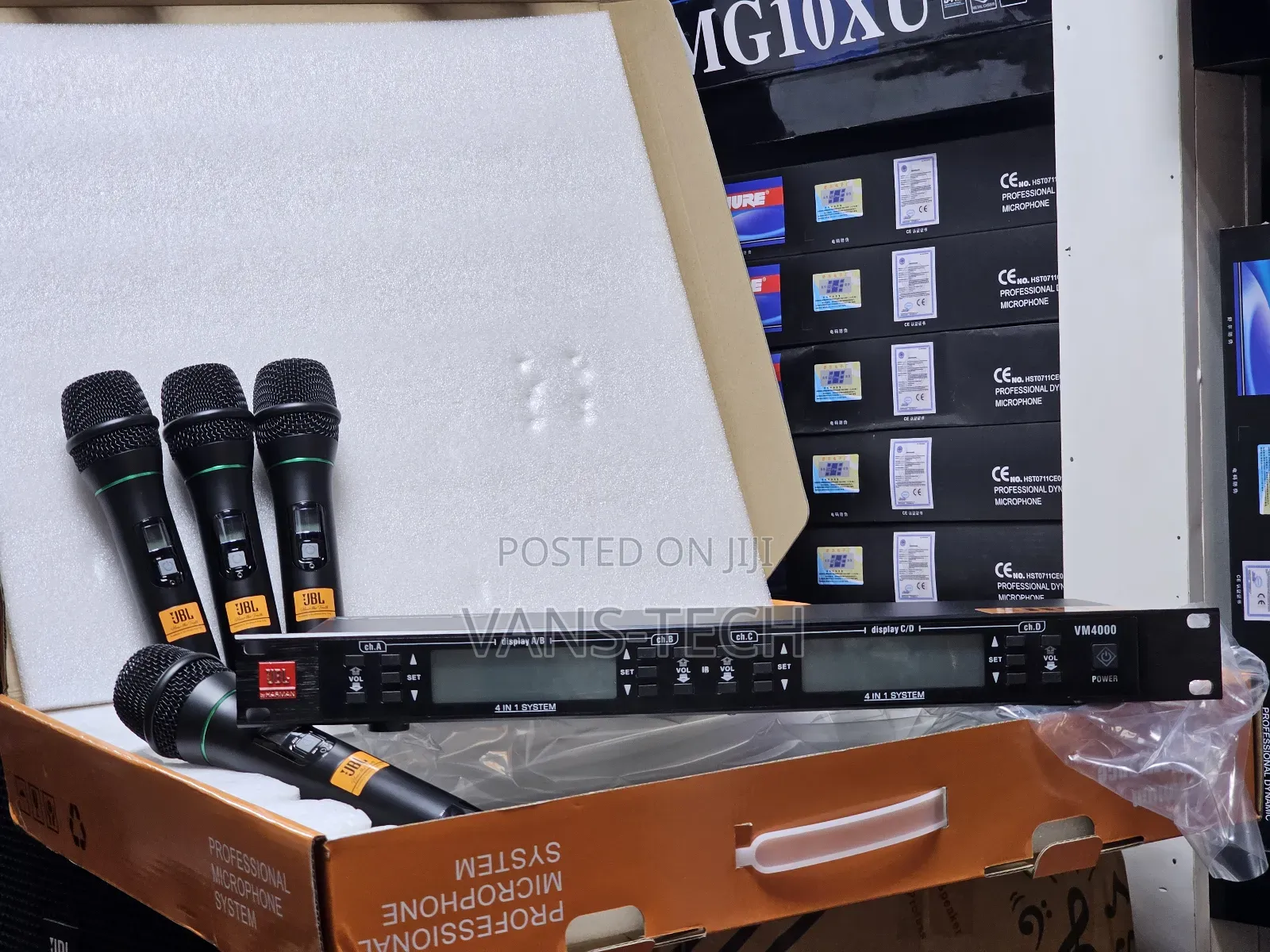 JBL 4 in 1 Wireless Microphone