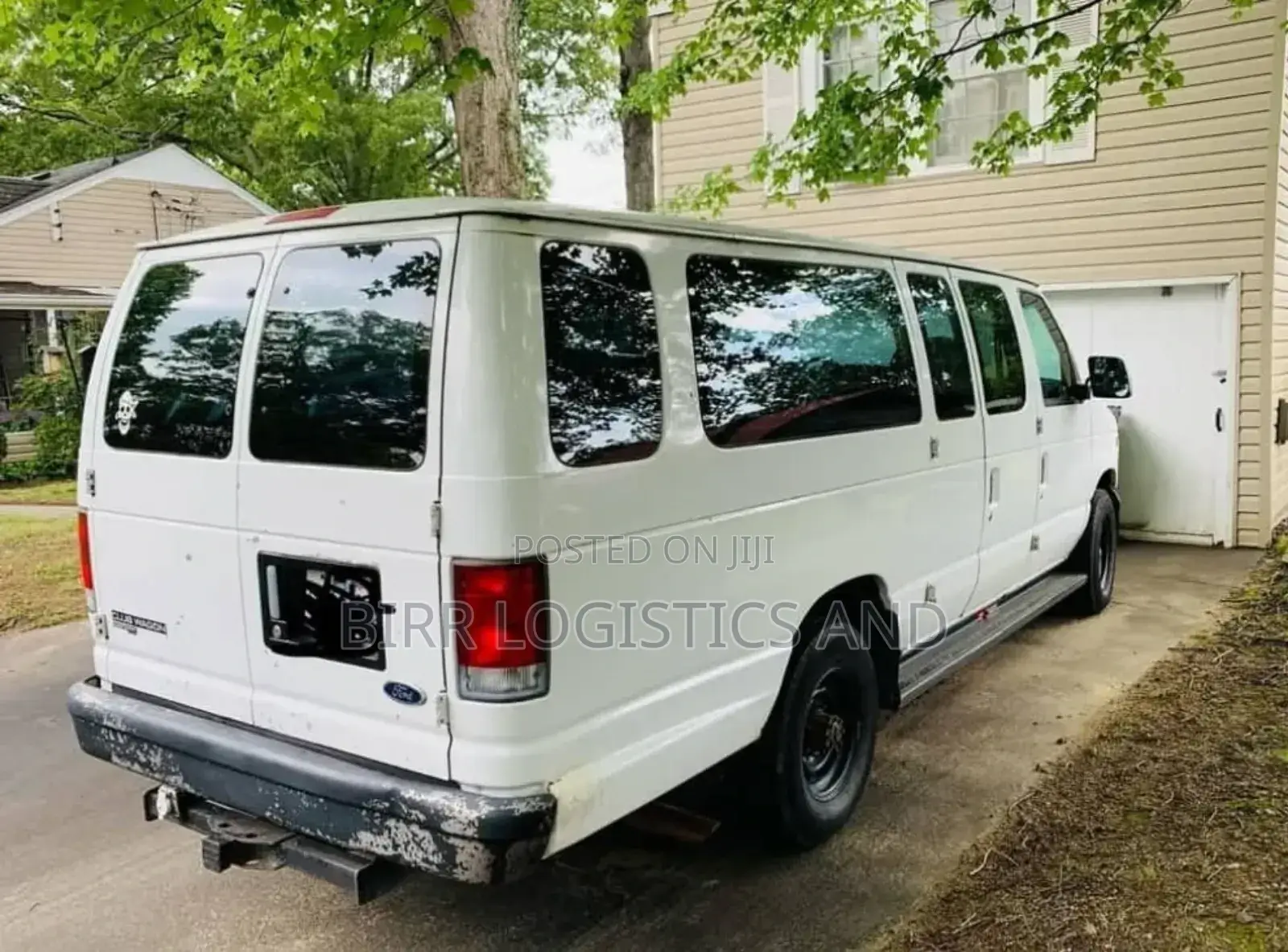 Relocation Van for Hire, Cargo Truck From Port to Anywhere